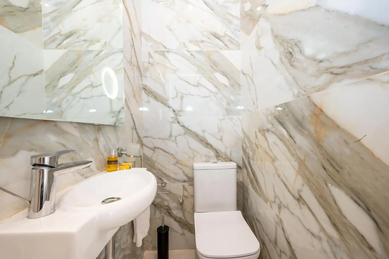 Vela Blu Boutique Suites Gzira